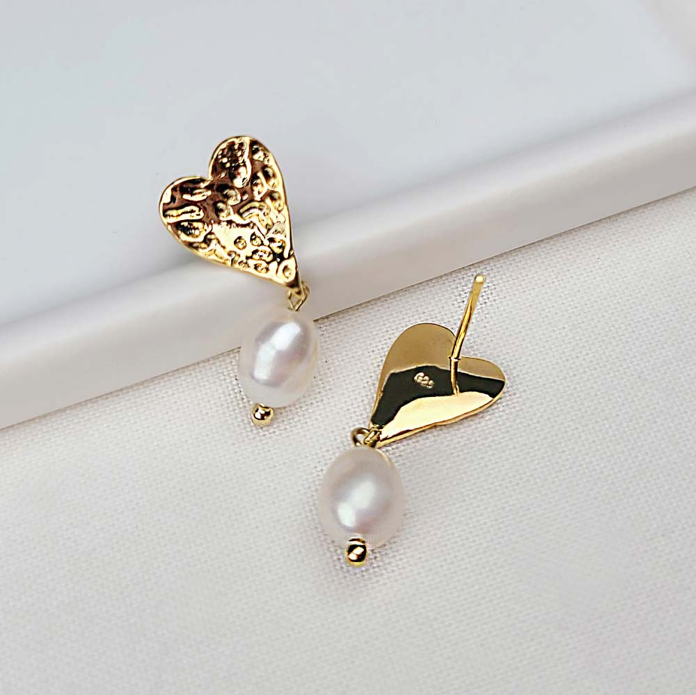 925 Silver Antique Fresh Water Pearl Heart Earring