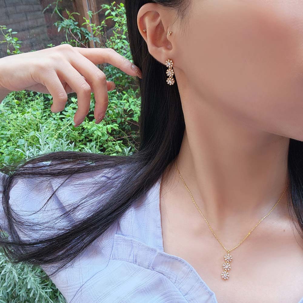 925 Silver Damiani 3 Flower Cubic Drop Earring (celebrity style) Bae Suzy