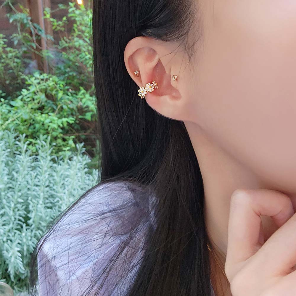 925 Silver Epoxy Flower Ear Cuff