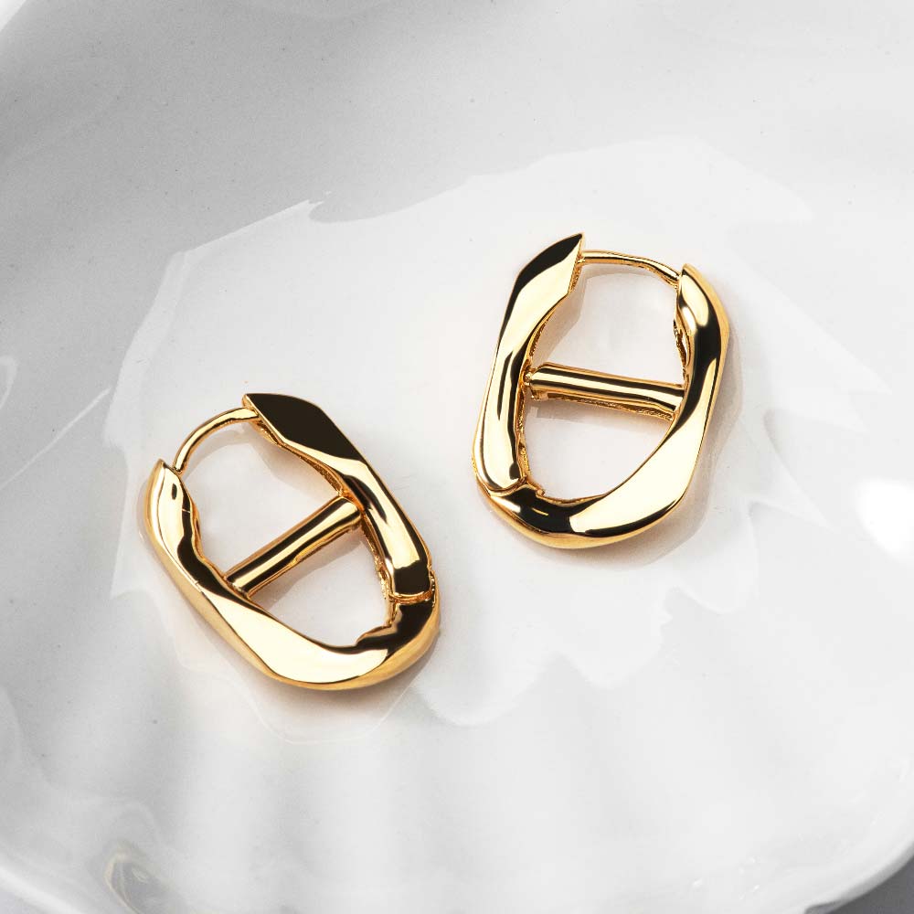 925 Silver Herite One Touch Earring (celebrity style) wearing Shin Min-a