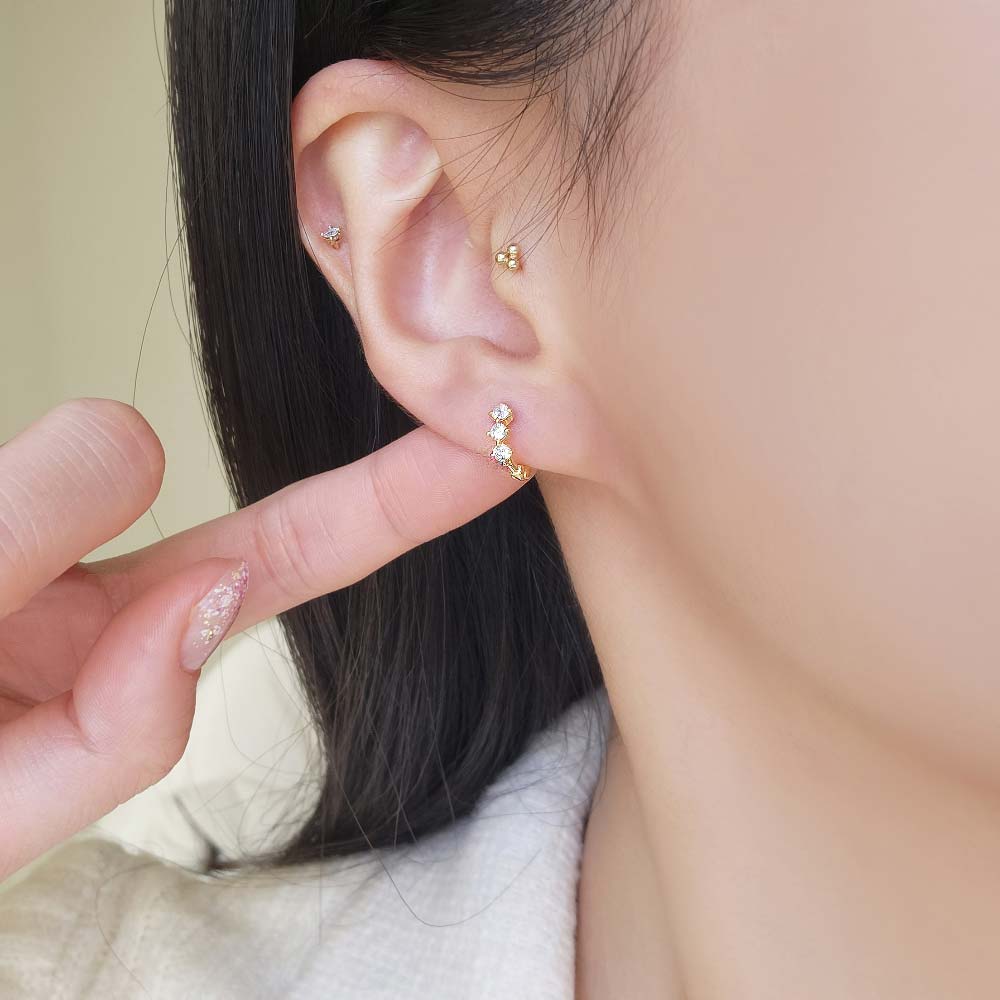 925 Silver Mini 3 Cubic One Touch Earring (celebrity style) Bae Suzy