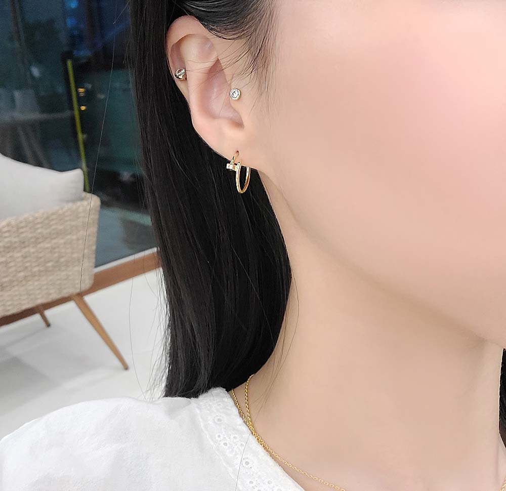 Nail earrings cartier Clearance