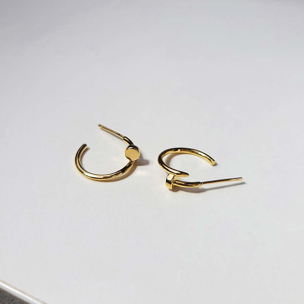 925 silver cartier nail earring (celebrity style) wearing Shin Min-a