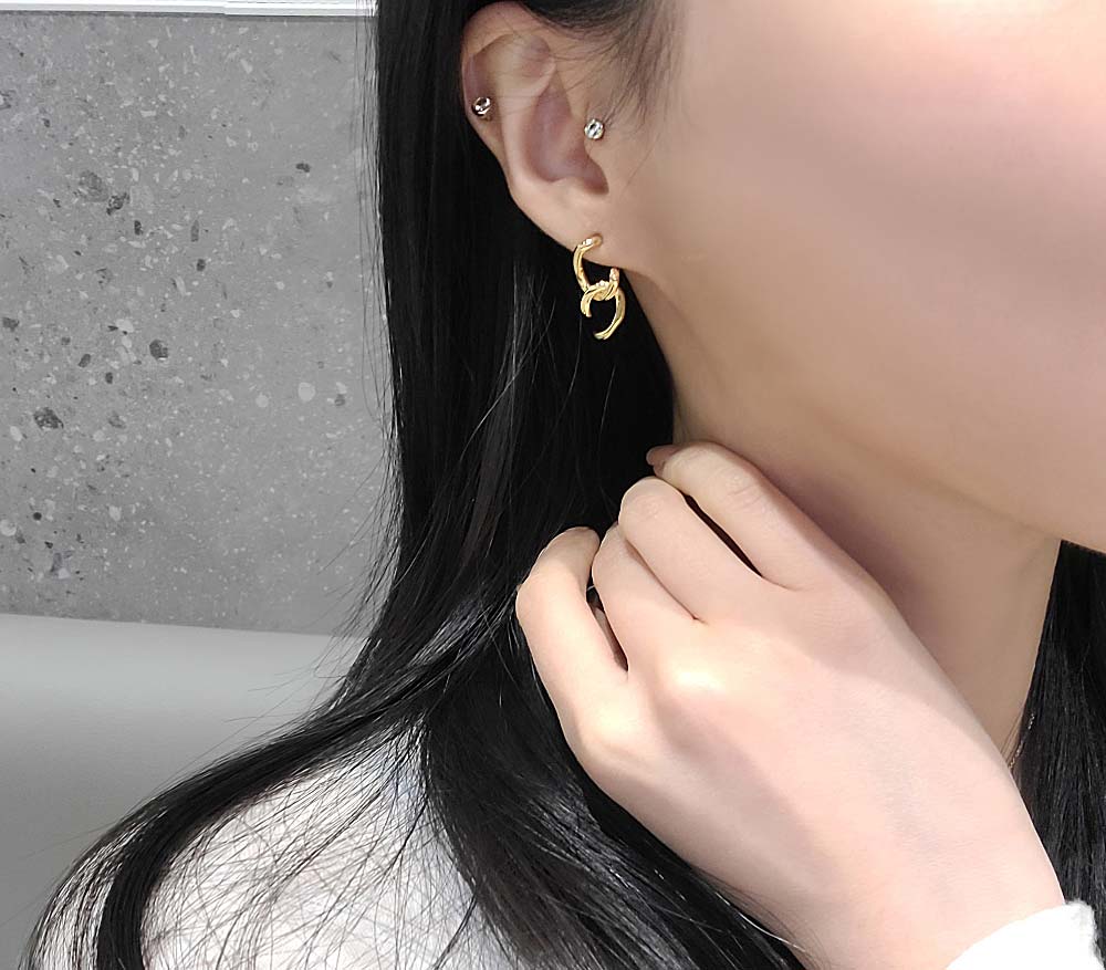 925 silver chain earring (celebrity style) wearing Jennie