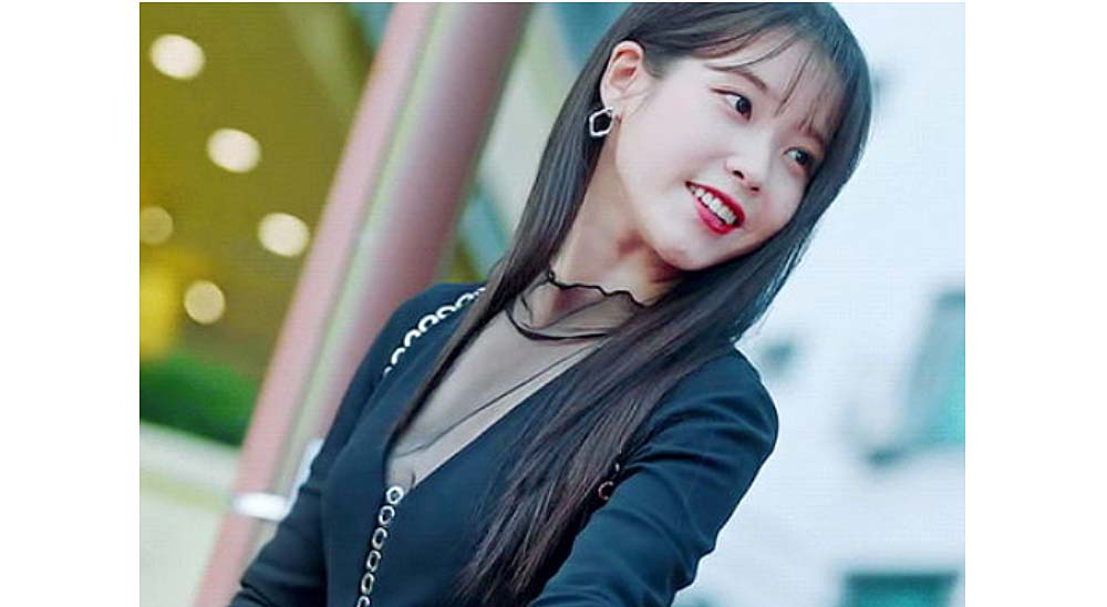 925 silver cubic rhombus earring (celebrity style) wearing IU